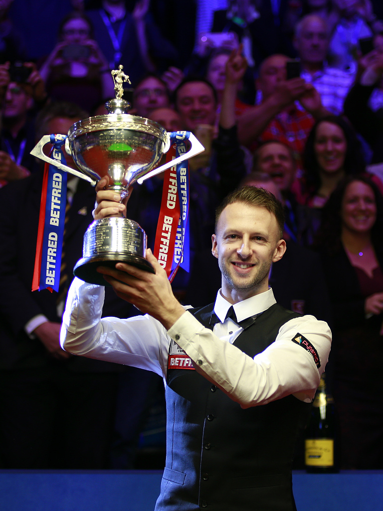 高山滑雪的 高山滑雪的