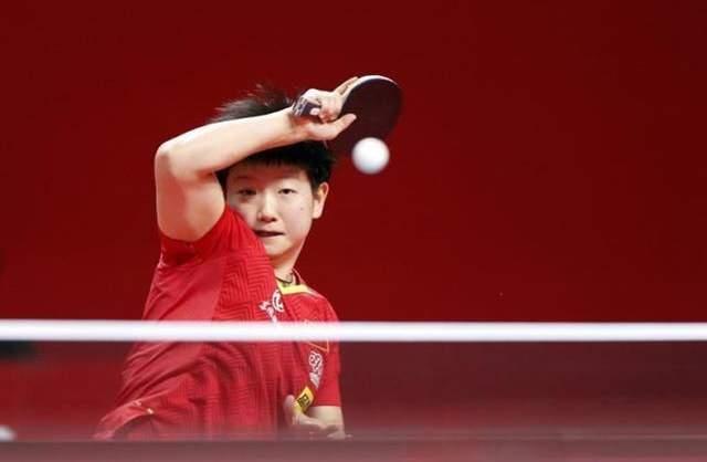 展现了他在 展现了他在