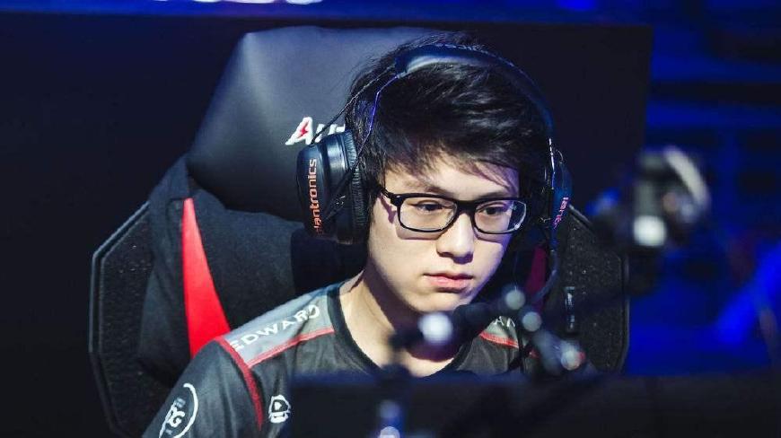 但他们在第 但他们在第